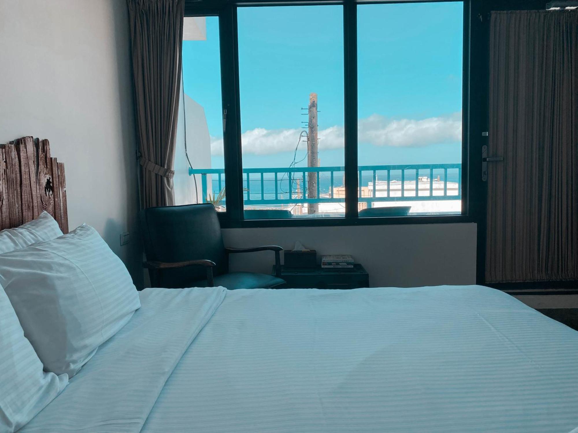 Lugo Hotel Manzhou Экстерьер фото