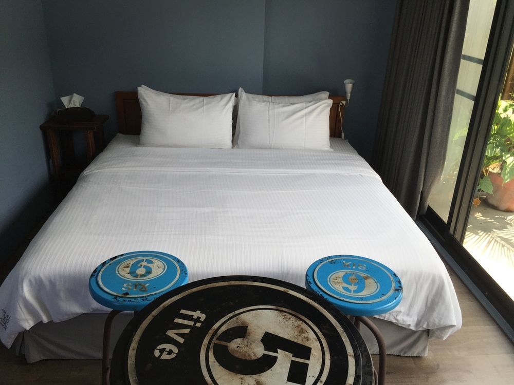 Lugo Hotel Manzhou Экстерьер фото