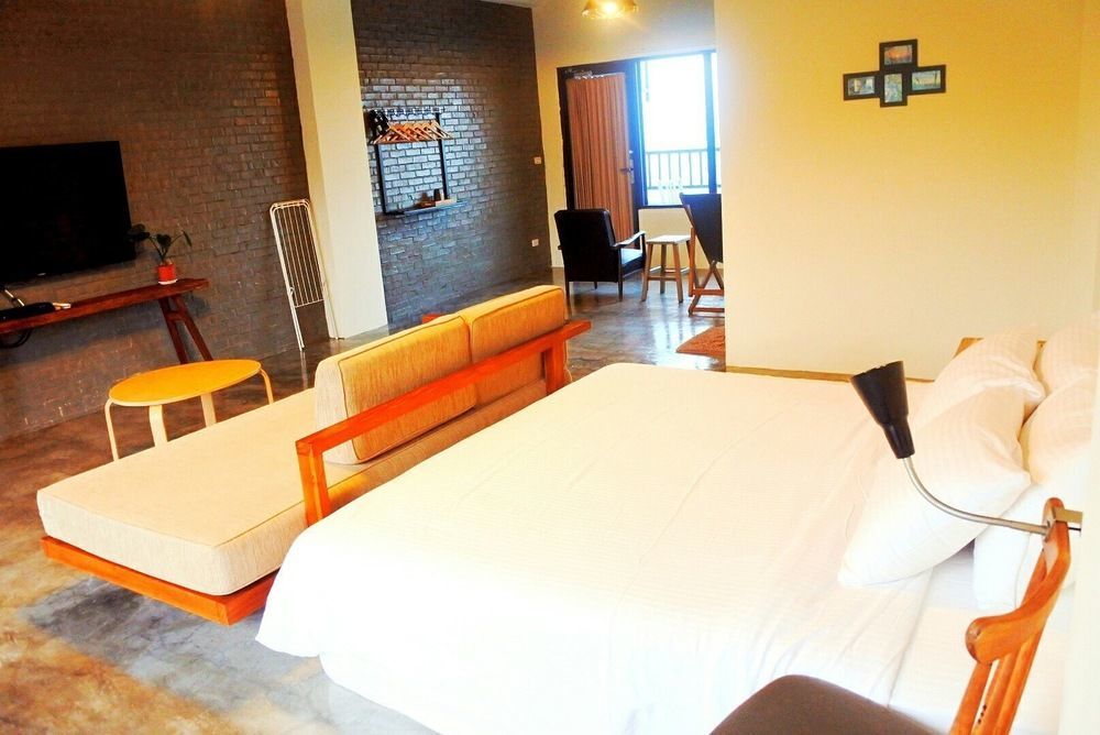 Lugo Hotel Manzhou Экстерьер фото